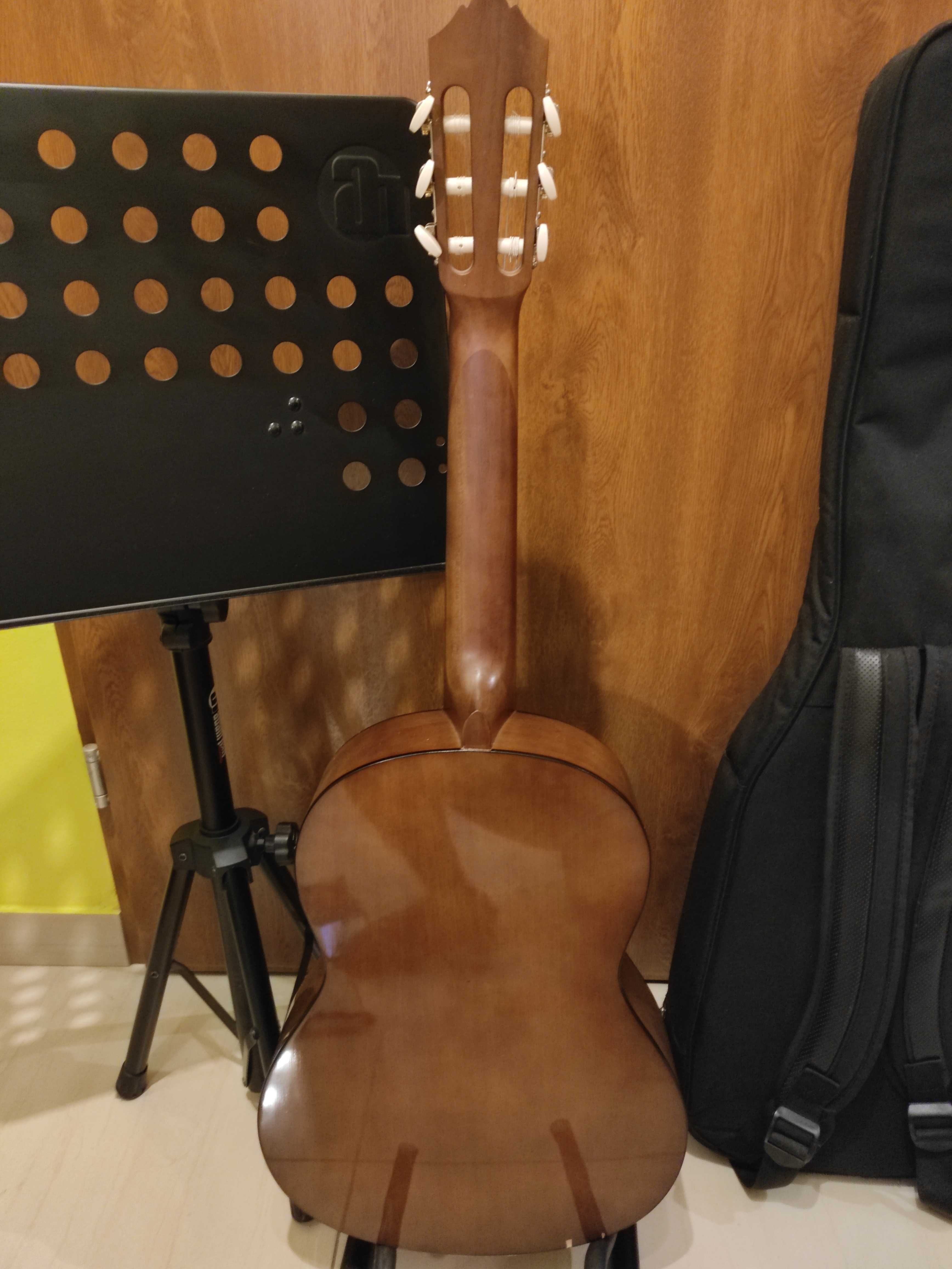 Gitara klasyczna Yamaha CGS 103A 3/4 statyw podnóżek pokrowiec pulpit