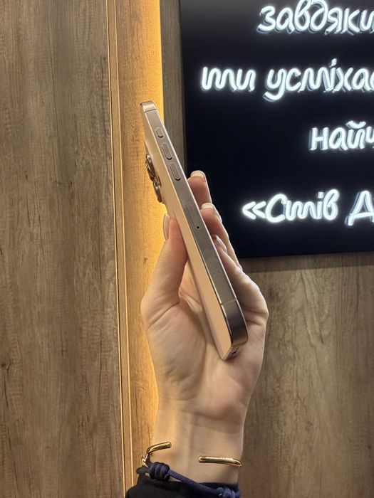 Used IPHONE 16Pro 256 Desert Titanium Neverlock Костюшка,5