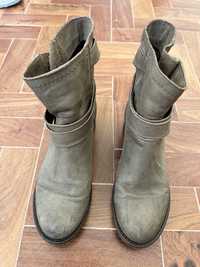 Botas Italianas em pele - 38