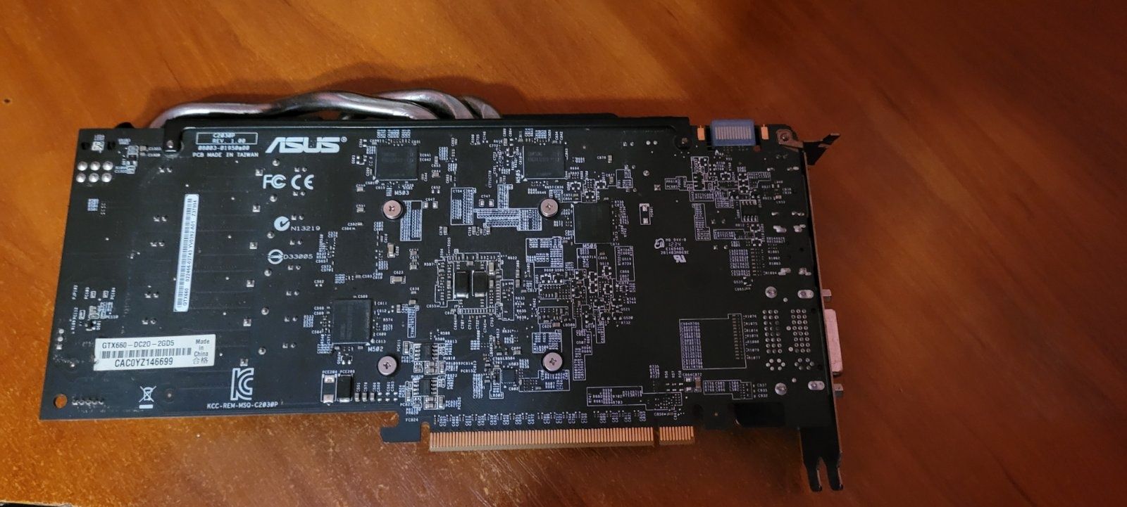 Продам відео карту Asus PCI-E GeForce GTX 56