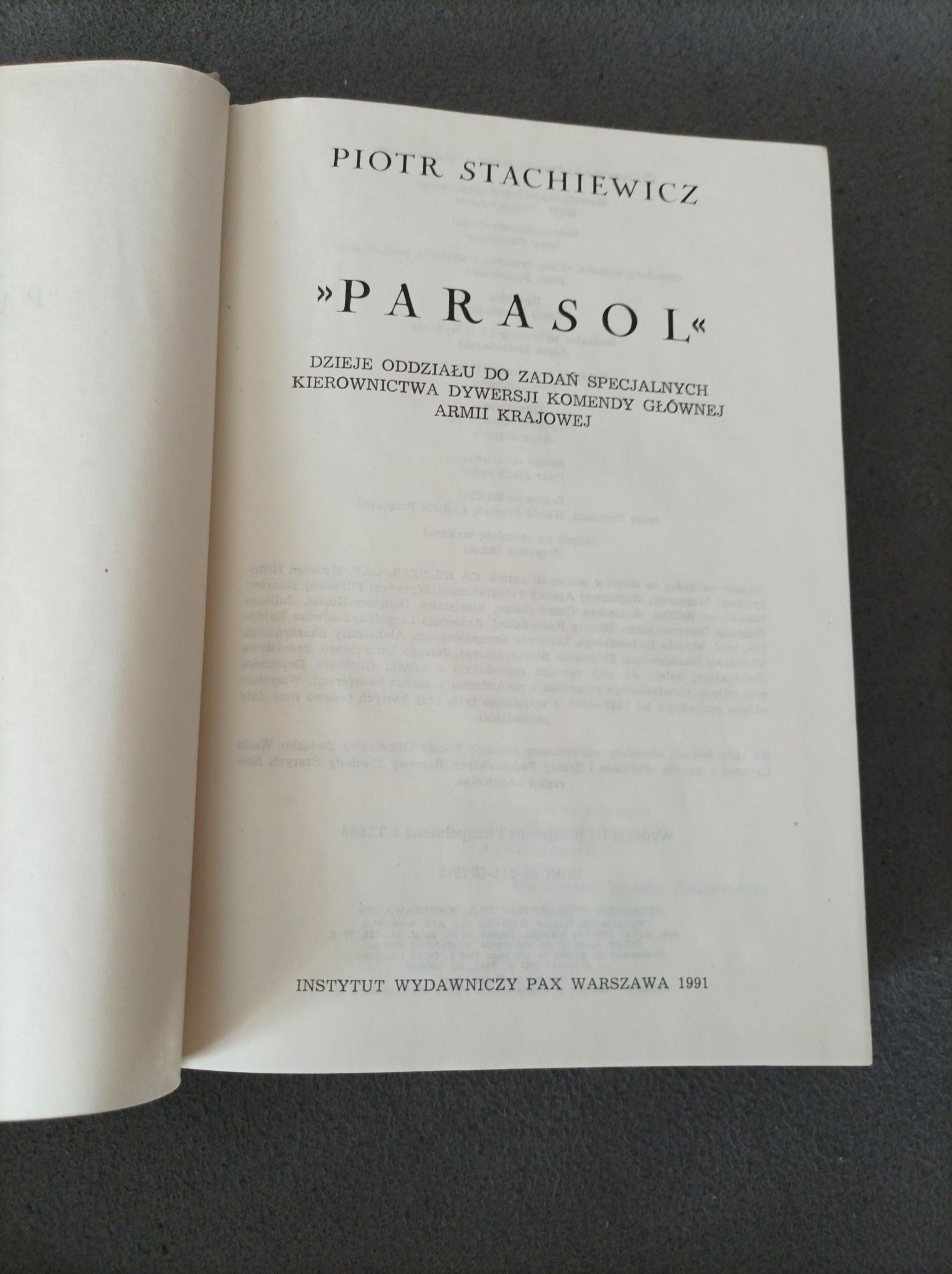 Piotr Stachiewicz. : Parasol :