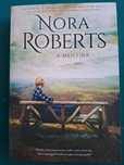 Livro A Mentira Nora Roberts