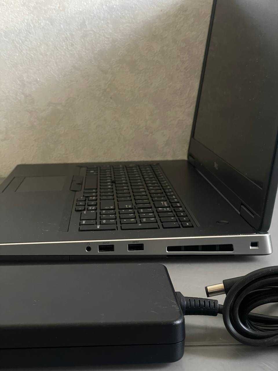 Продам Ігровий Ноутбук Dell 7740 i7 64GB RTX4000 Win 10 Pro SSD 512GB