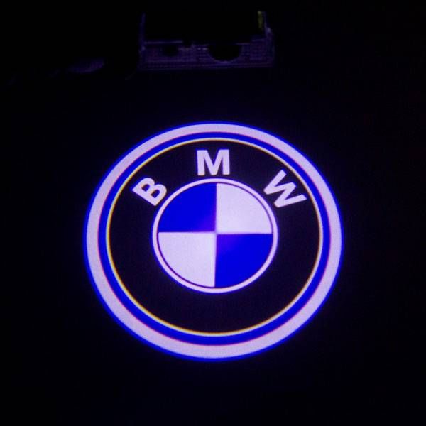 Подсветка в двери с логотипом авто. Подсветка дверей с логотипом авто