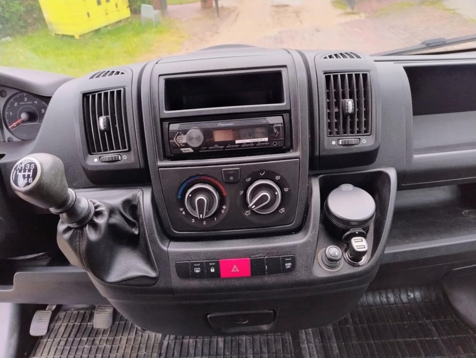 Samochód bus citroen 7 osobowy 2.2 diesel