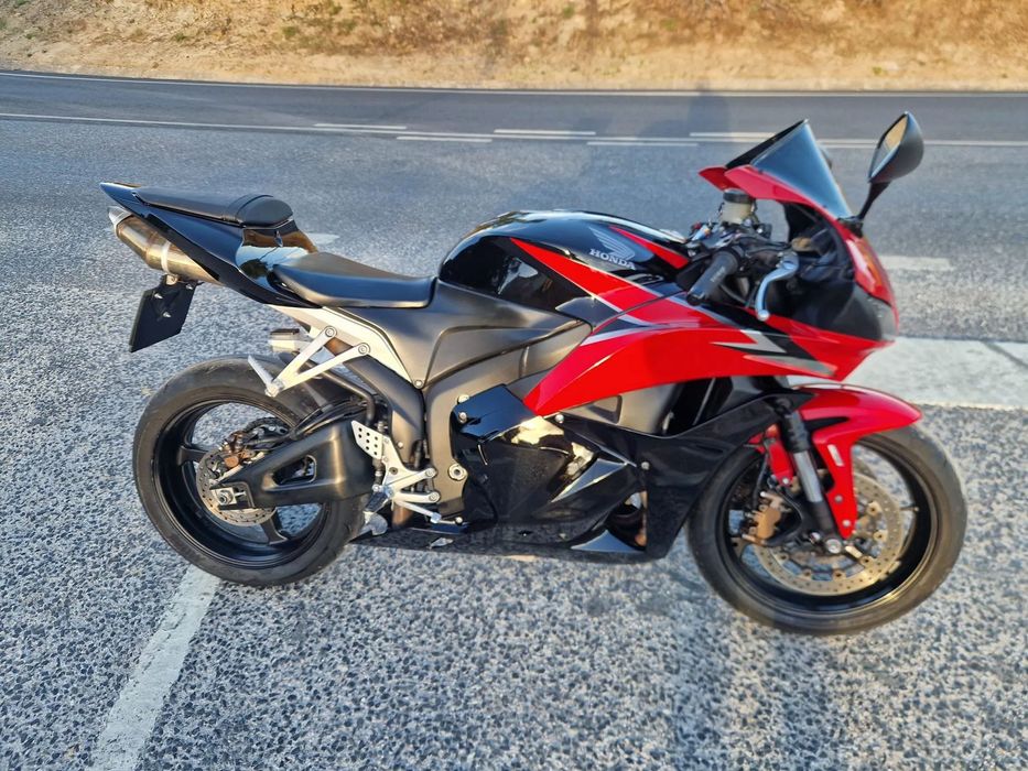 Honda CBR  600 RR  ABS  Possível Financiamento