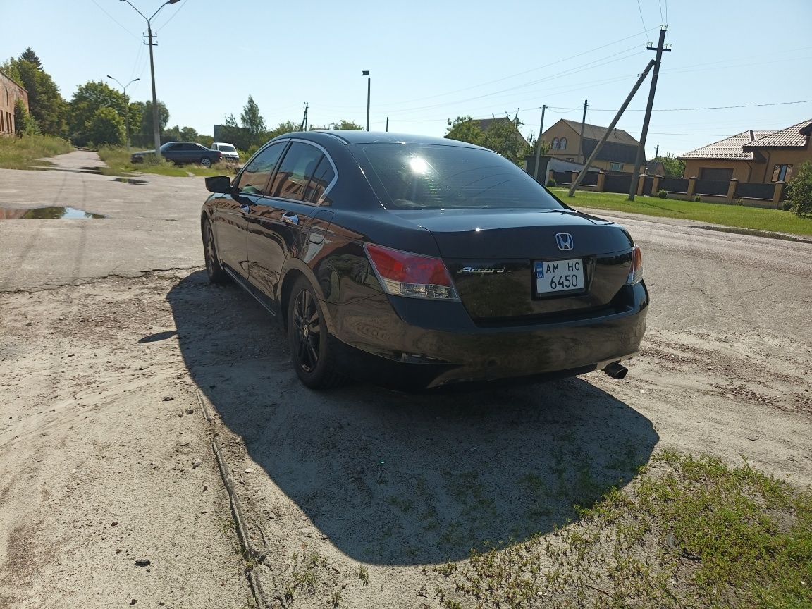 Honda Accord 8 2,4 газ, бензин
