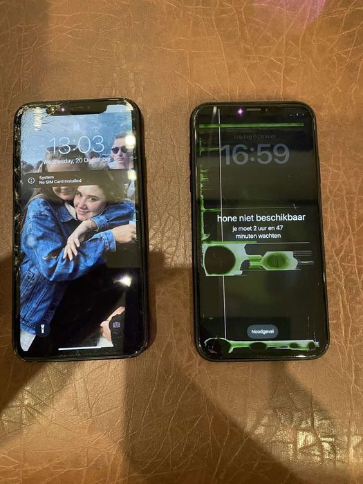 iPhone XR 2 штуки