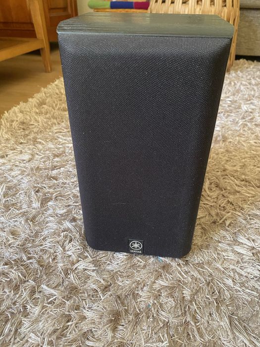 Colunas Yamaha NS-C55 e NS-E55