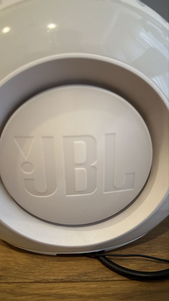 JBL Horizon