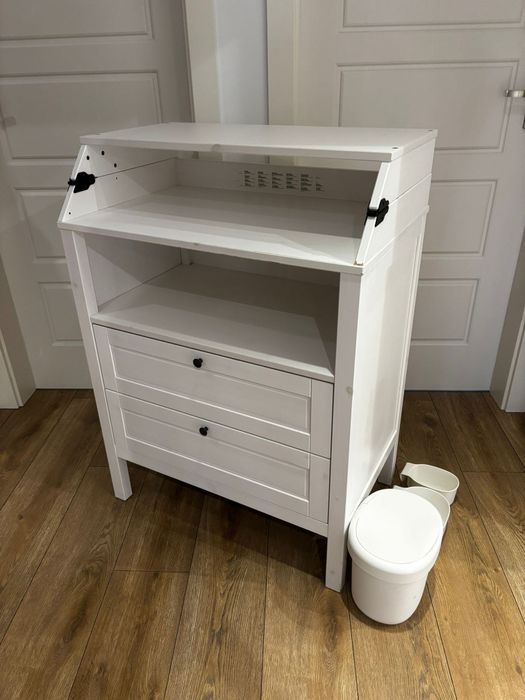 Komoda z przewijakiem, przewijak

SUNDVIK