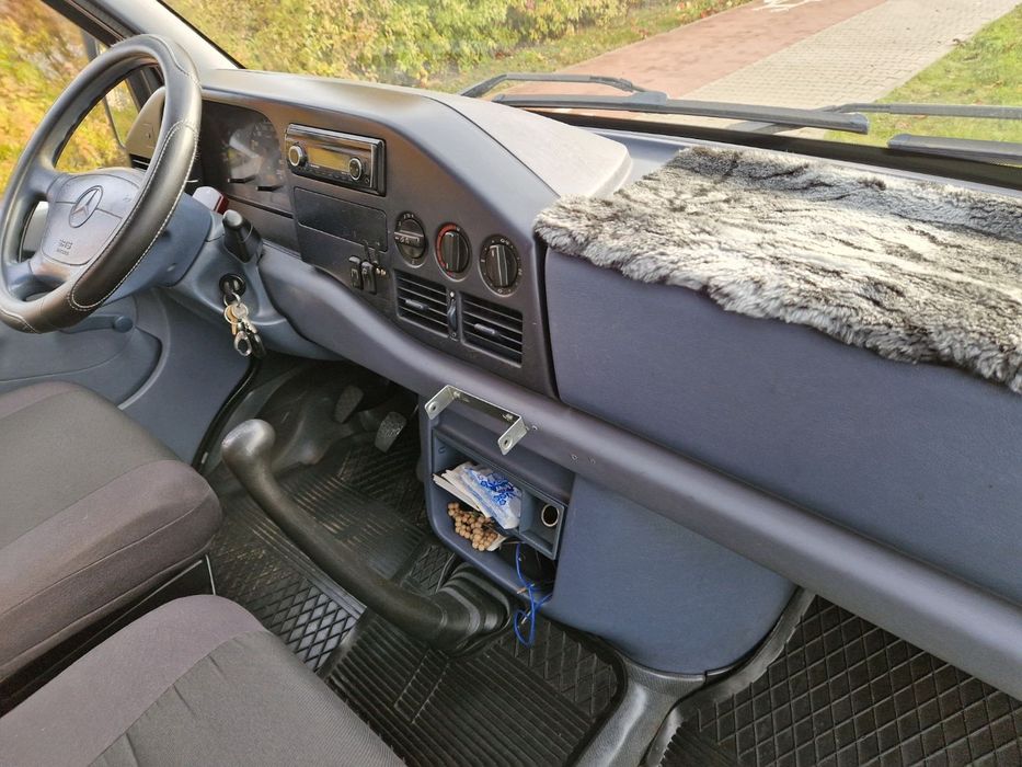 Karawan mercedes pogrzebowy