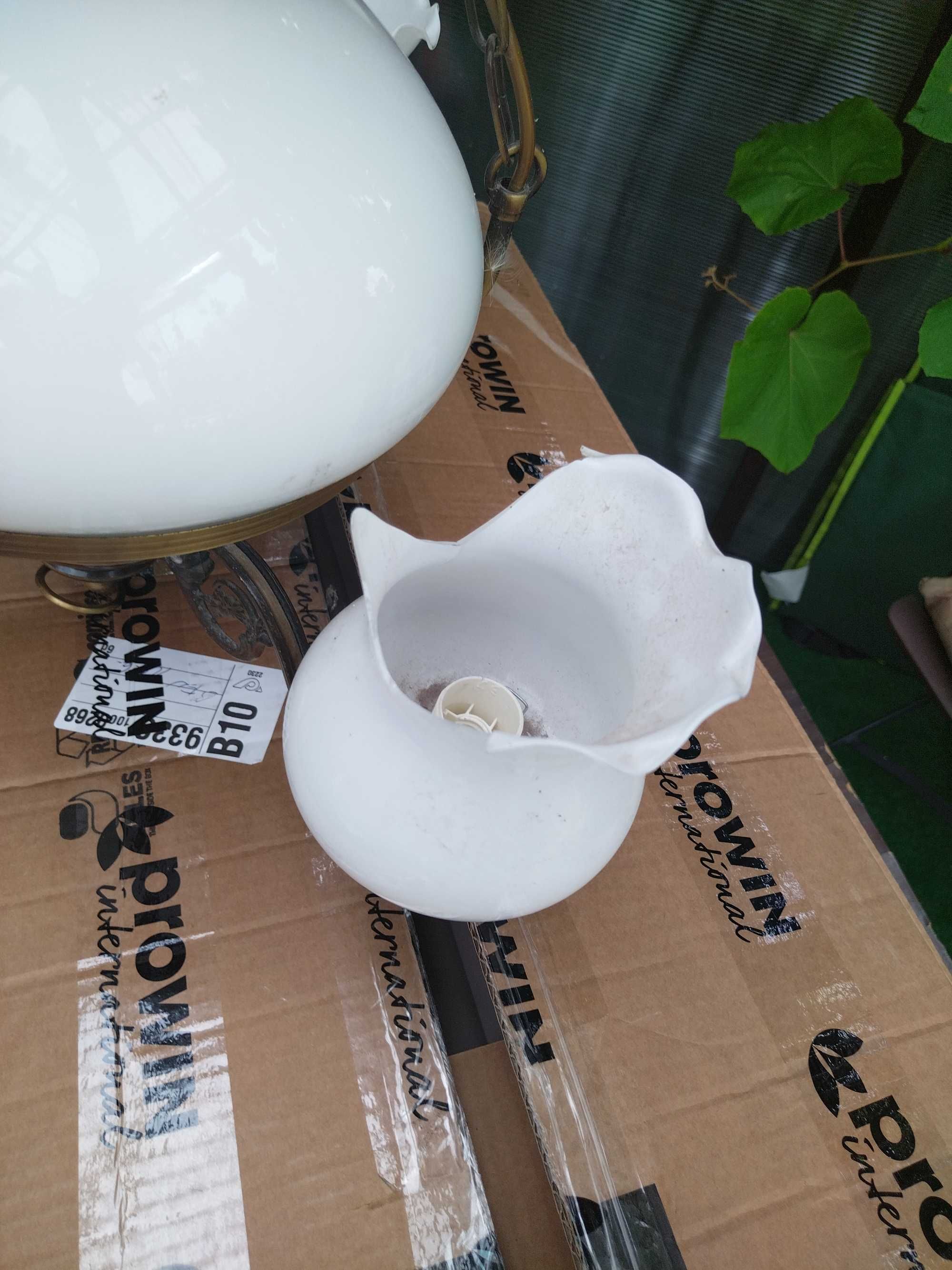 Lampa wisząca do salonu