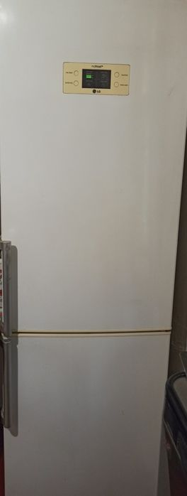 Холодильник lg  no frost