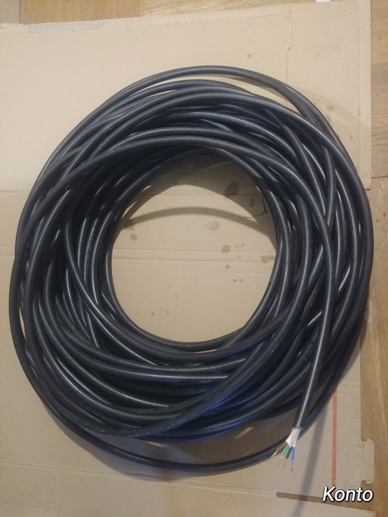 Kabel ziemny 4x2,5mm2(drut) 62m.