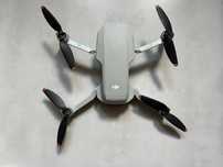 Dron DJI Mini 4K Care Refresh, dodatkowa bateria, Karta SD, bdb stan