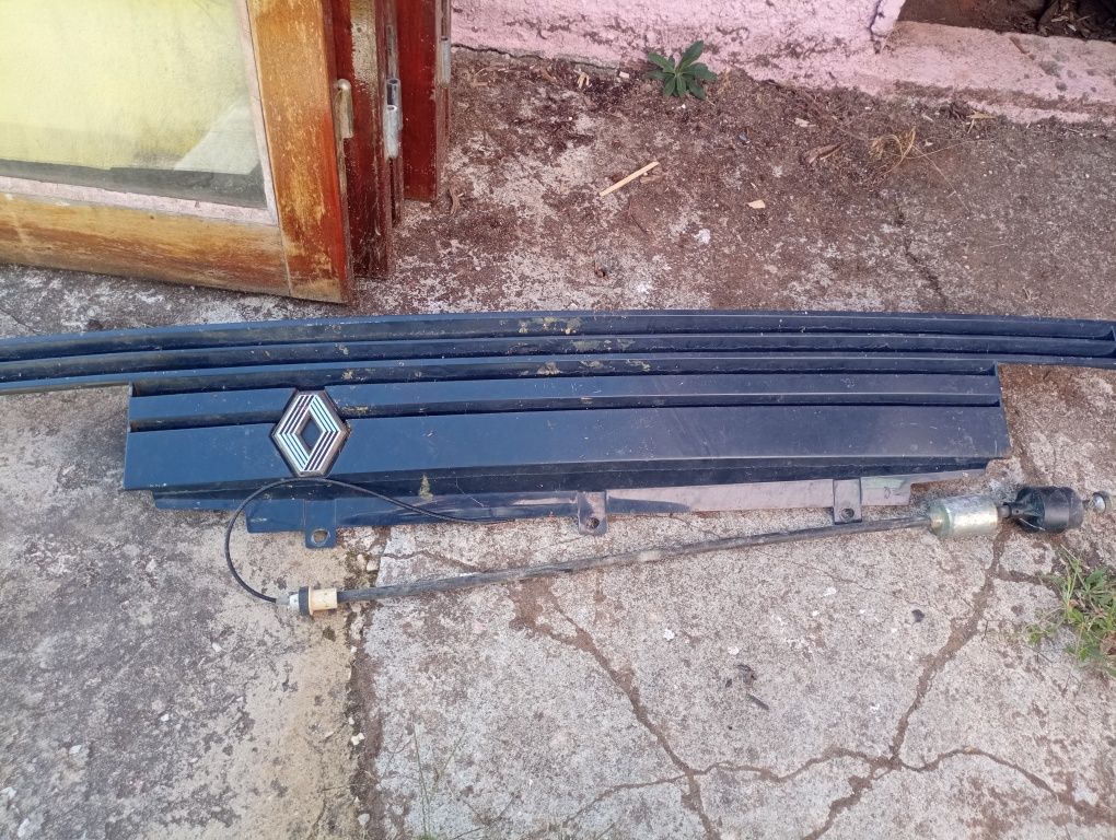 Grelha frontal e cabo de embraiagem Renault super 5