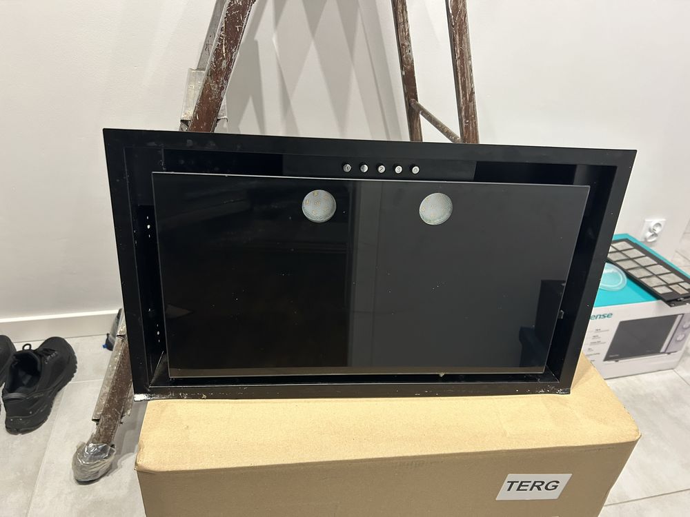 Okap podszawkowy ciarko lm box 60