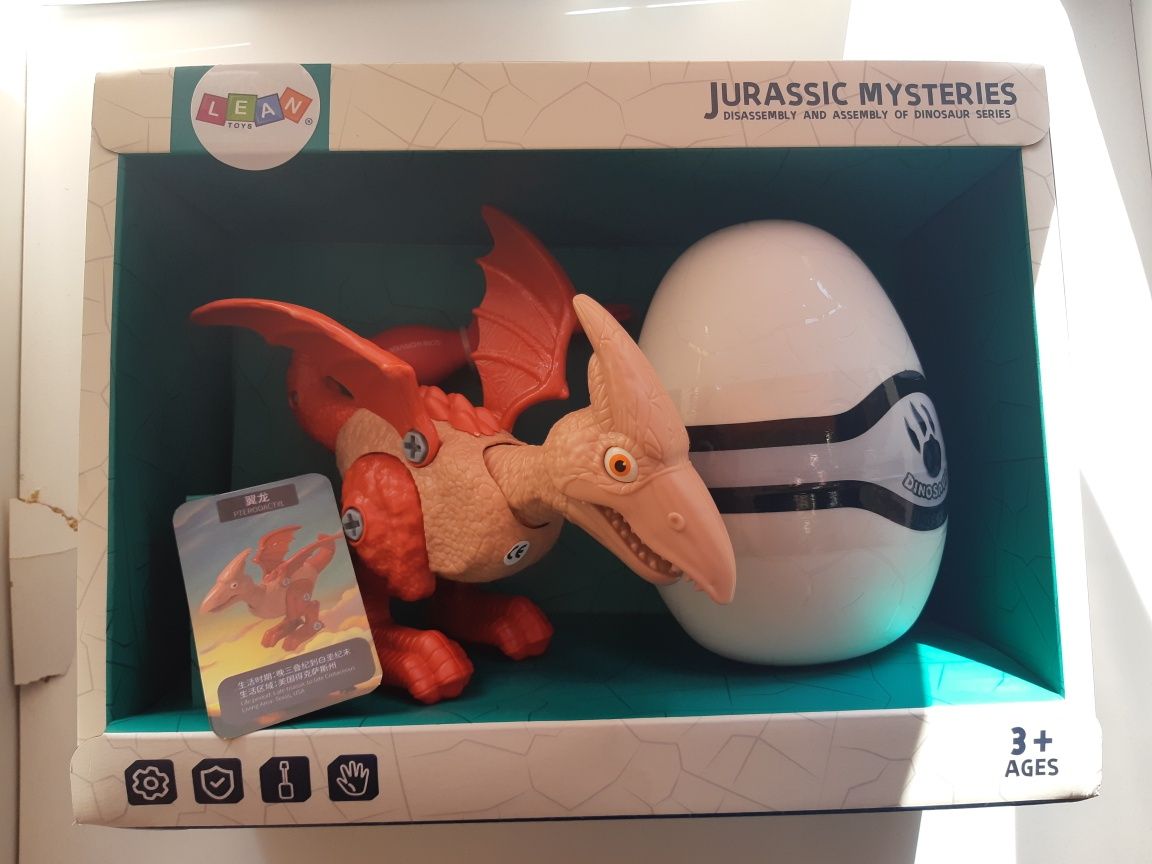 Dinozaur w jajku Czerwony