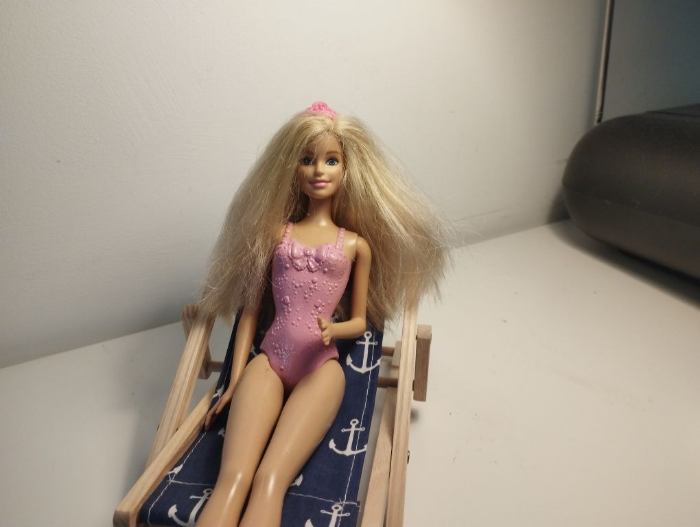 Używany leżak Barbie i lalka