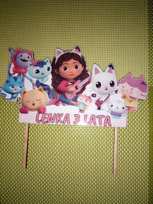 Topper na tort koci domek Gabi