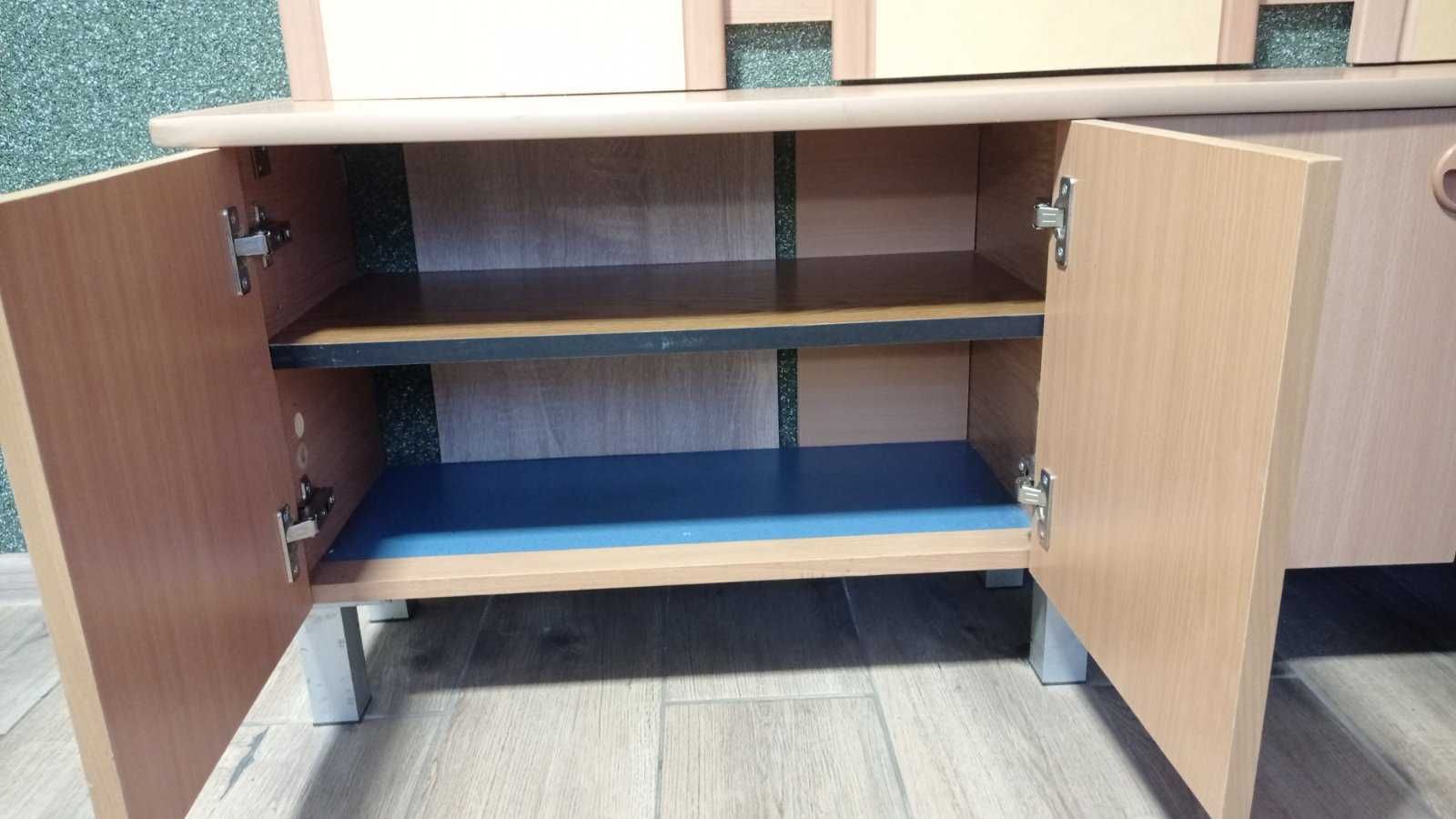 Продам прихожу в гарному стані