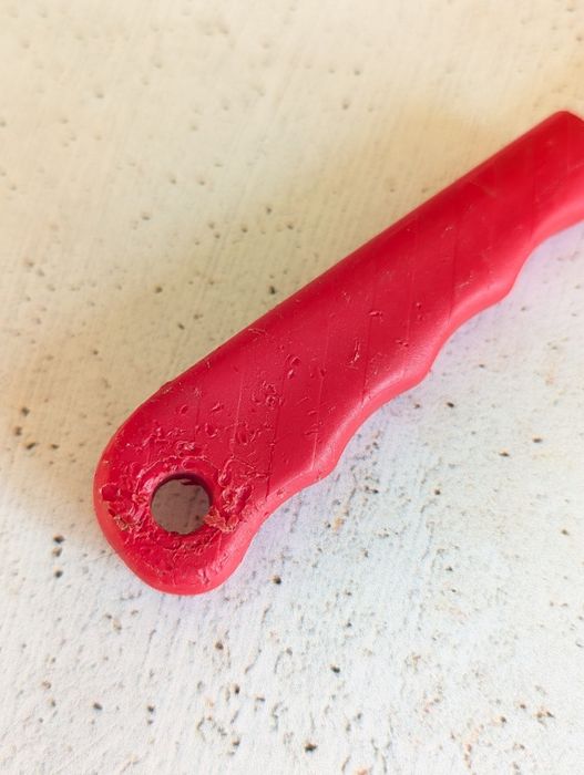 Metalowy grzebień do sierści