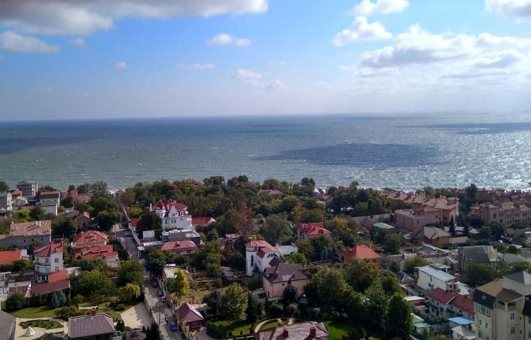 Видовой пентхаус с панорамой моря в двух шагах от пляжа Золотой берег