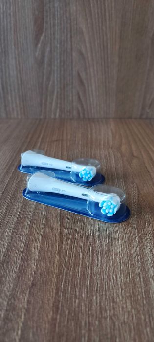 Końcówki do szczoteczki ORAL-B iO Gentle Care Białe 2 sztuki