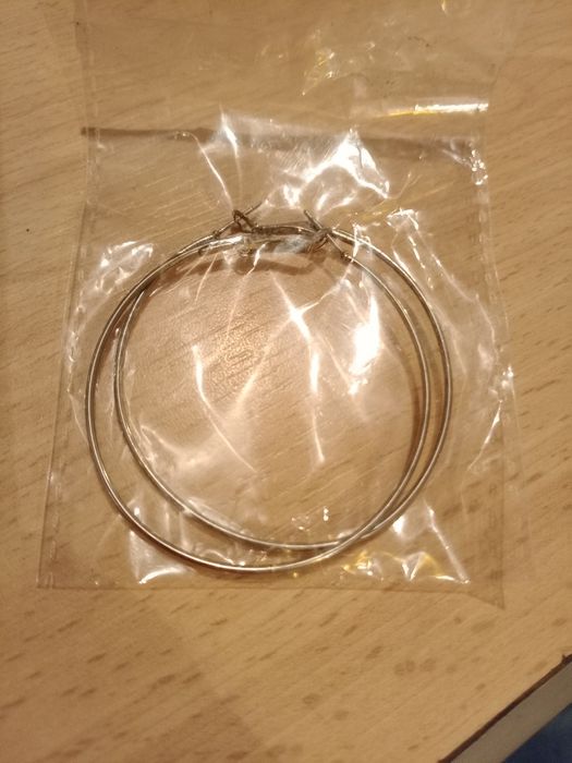 Par de brincos argolas