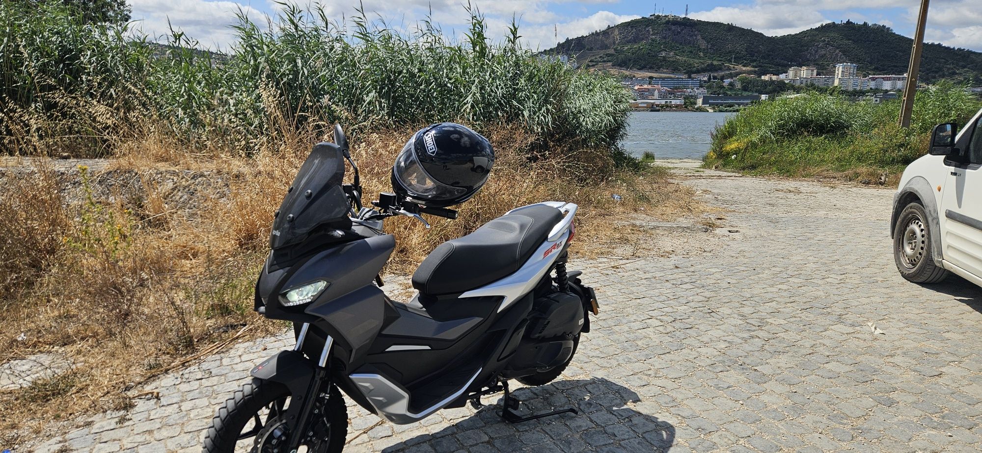 Aprilia sr gt 125cc