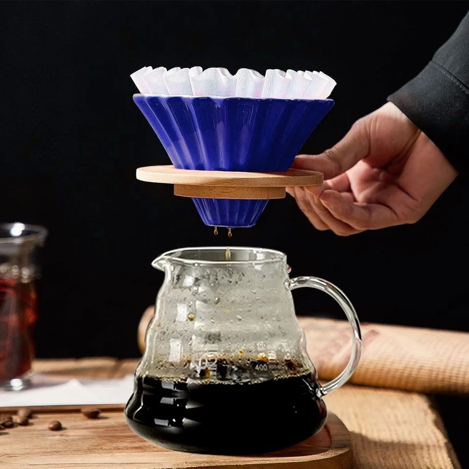 Zestaw CHEMEX do parzenia i filtrowania kawy przelewową metodą z 4 poz