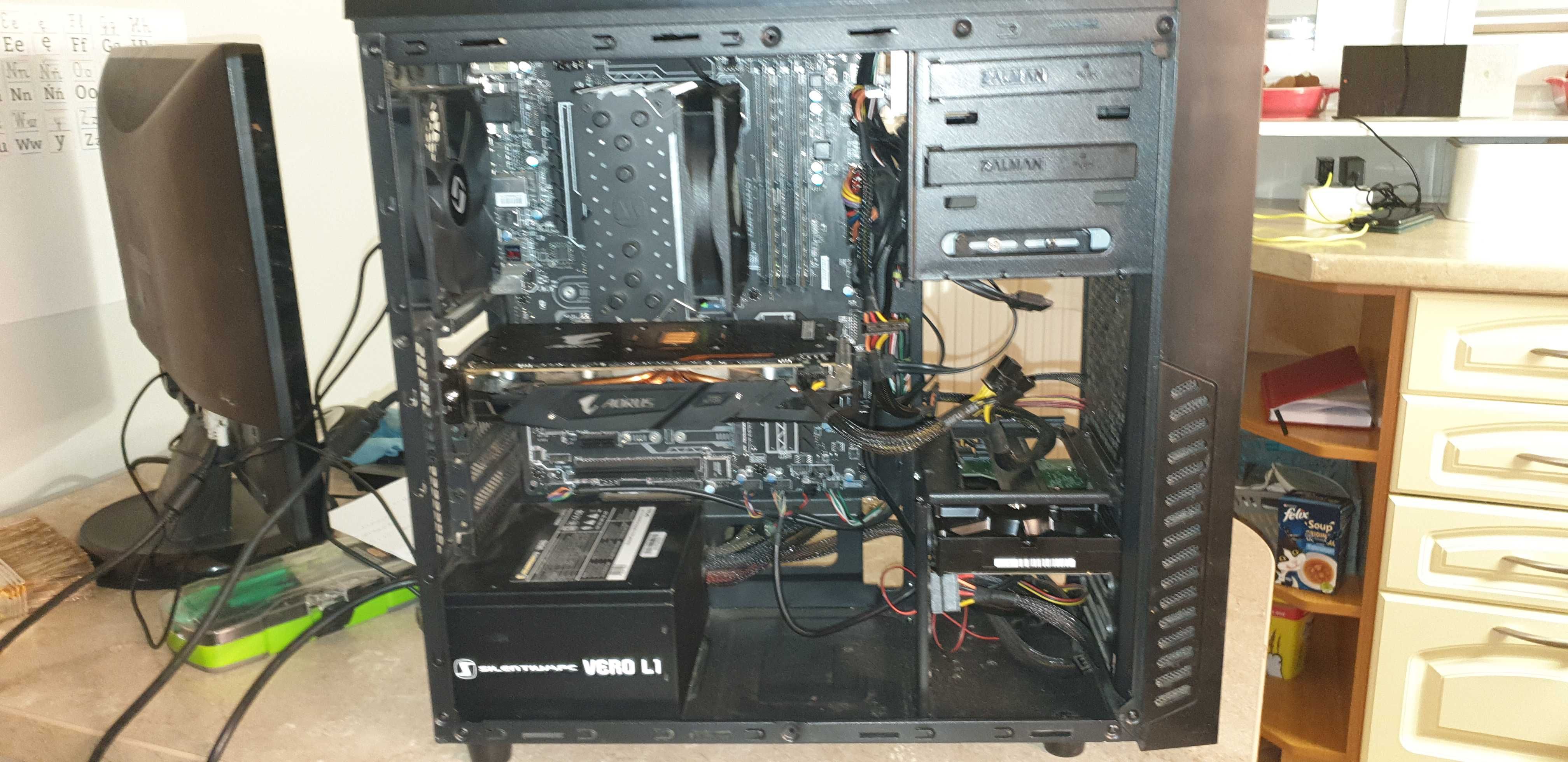 PC - i7-7700K, Radeon RX580, 16GB RAM, Dysk SSD