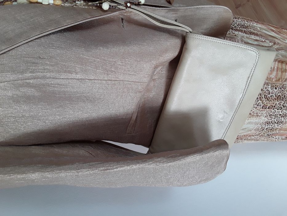 Komplet 40 L lub 42 XL marynarka spódnica bluzka