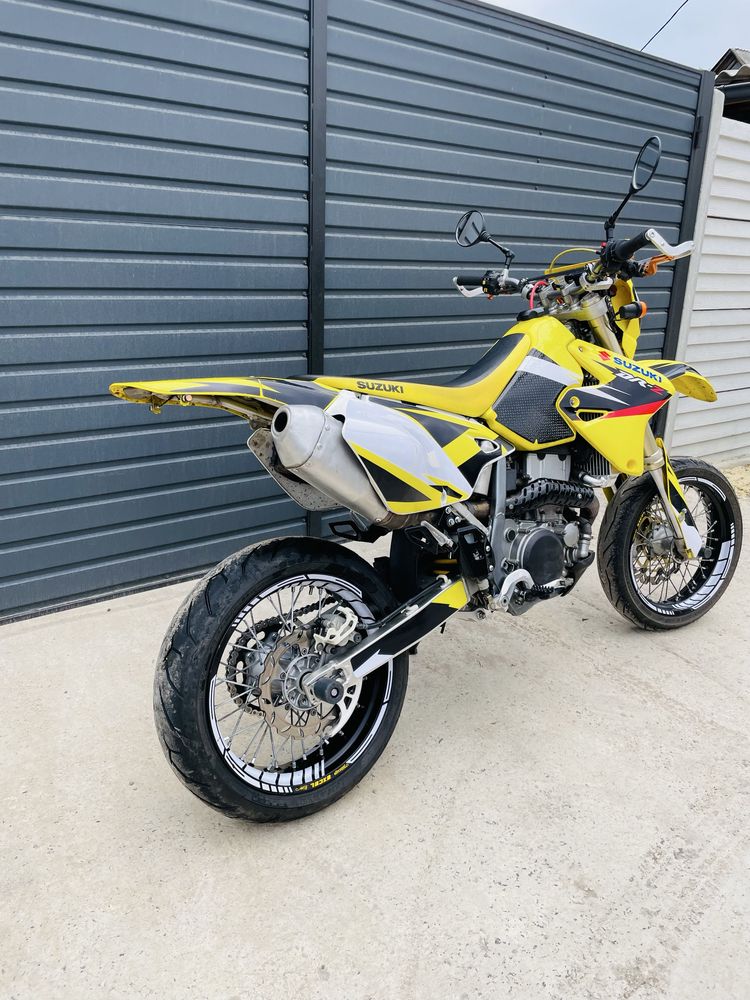 Suzuki DRZ 400 SM