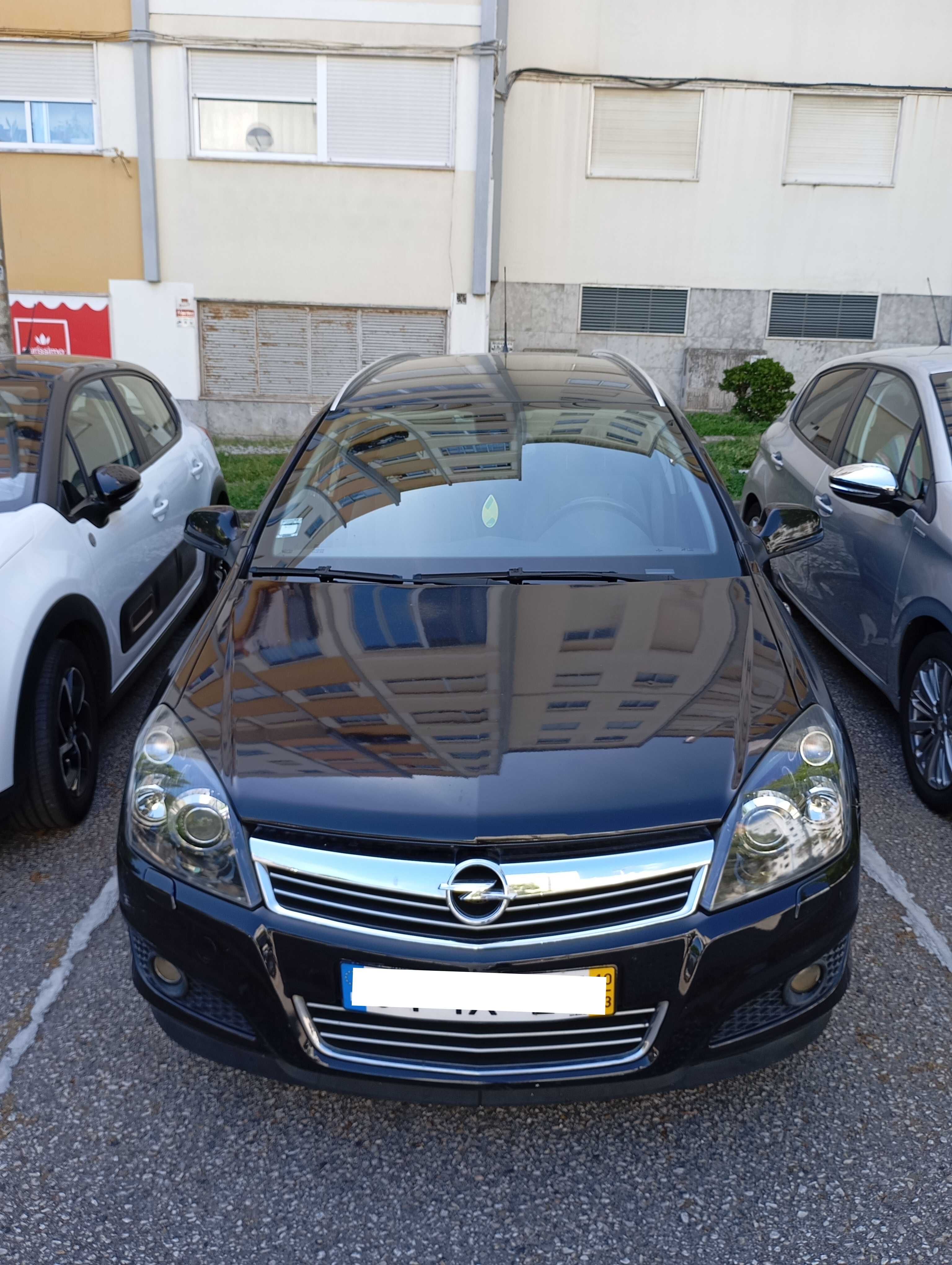 Opel astra caravana 1,7 ano 2010