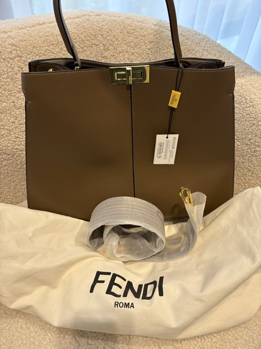 Розкішна нова шкіряна жіноча сумка