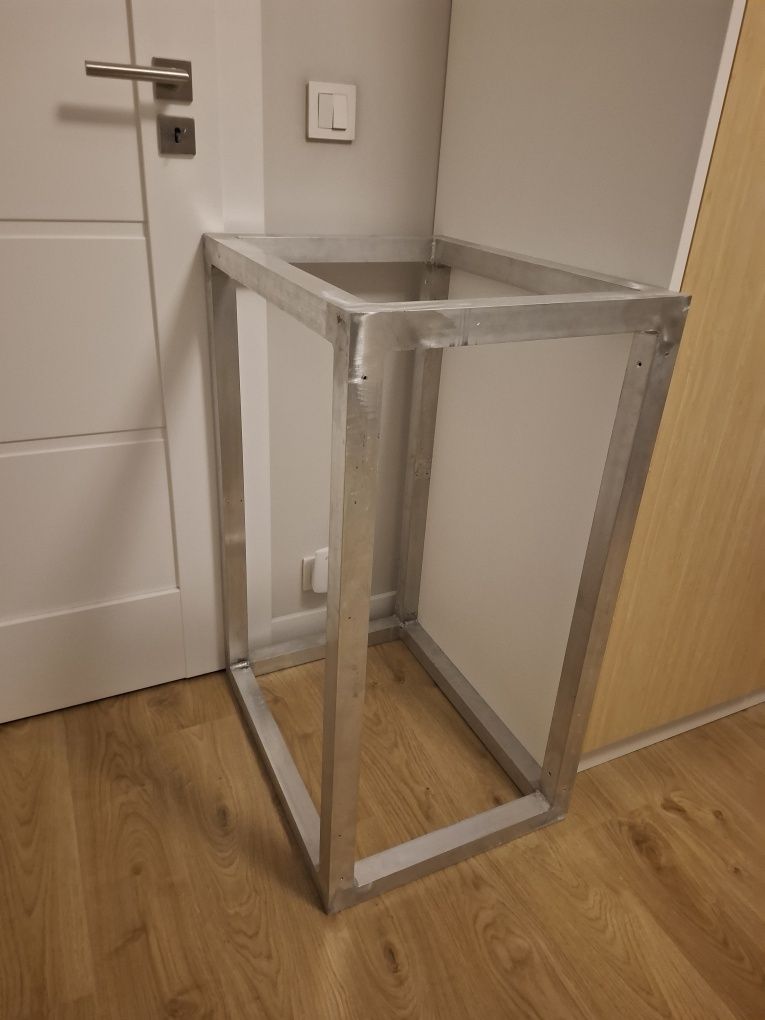 Stelaż aluminiowy pod akwarium lub terrarium