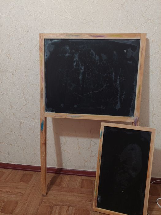 Дитячий мольберт, дошка для малювання