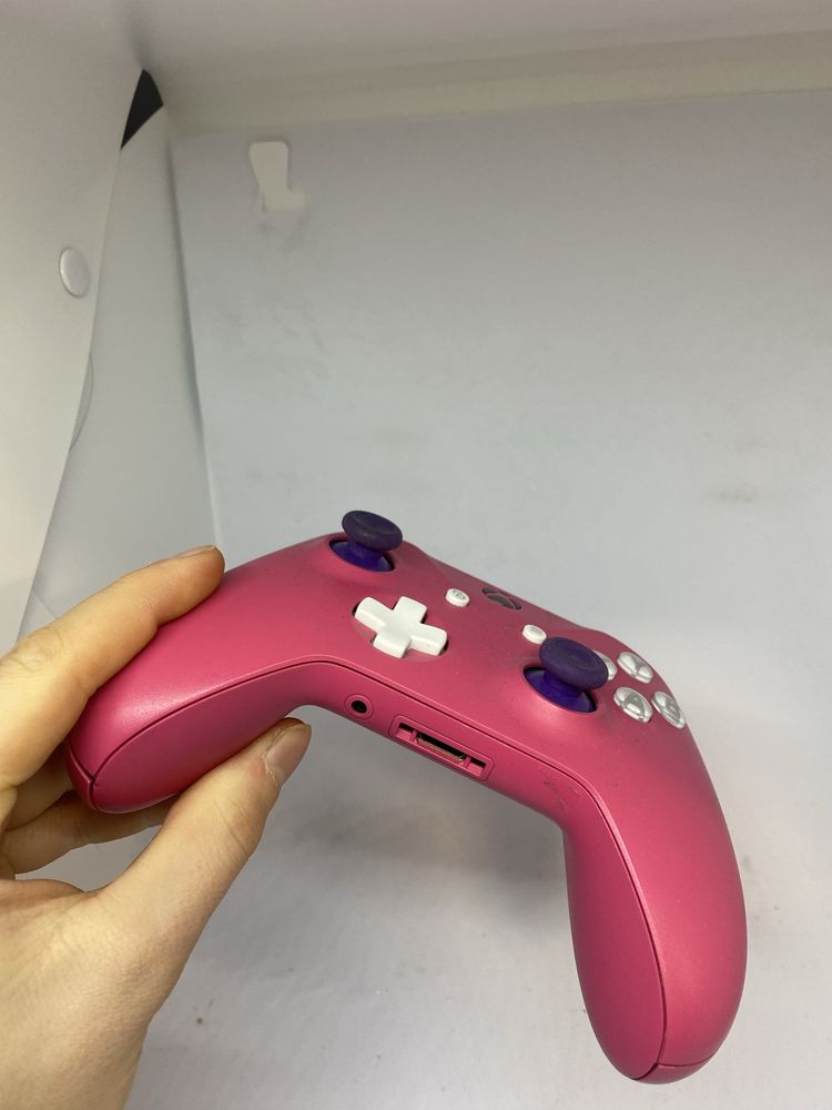 Pad Xbox One różowy Xone Series X PC joystick kontroler oryginalny