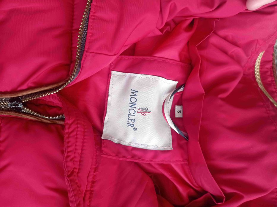 kurtka zimowa moncler