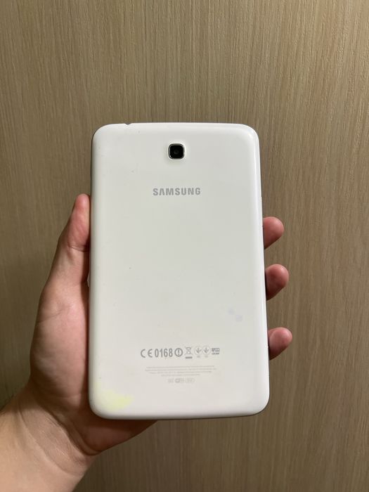 Планшет для учебы и розвлечений Samsung Galaxy Tab 3 SM-T211