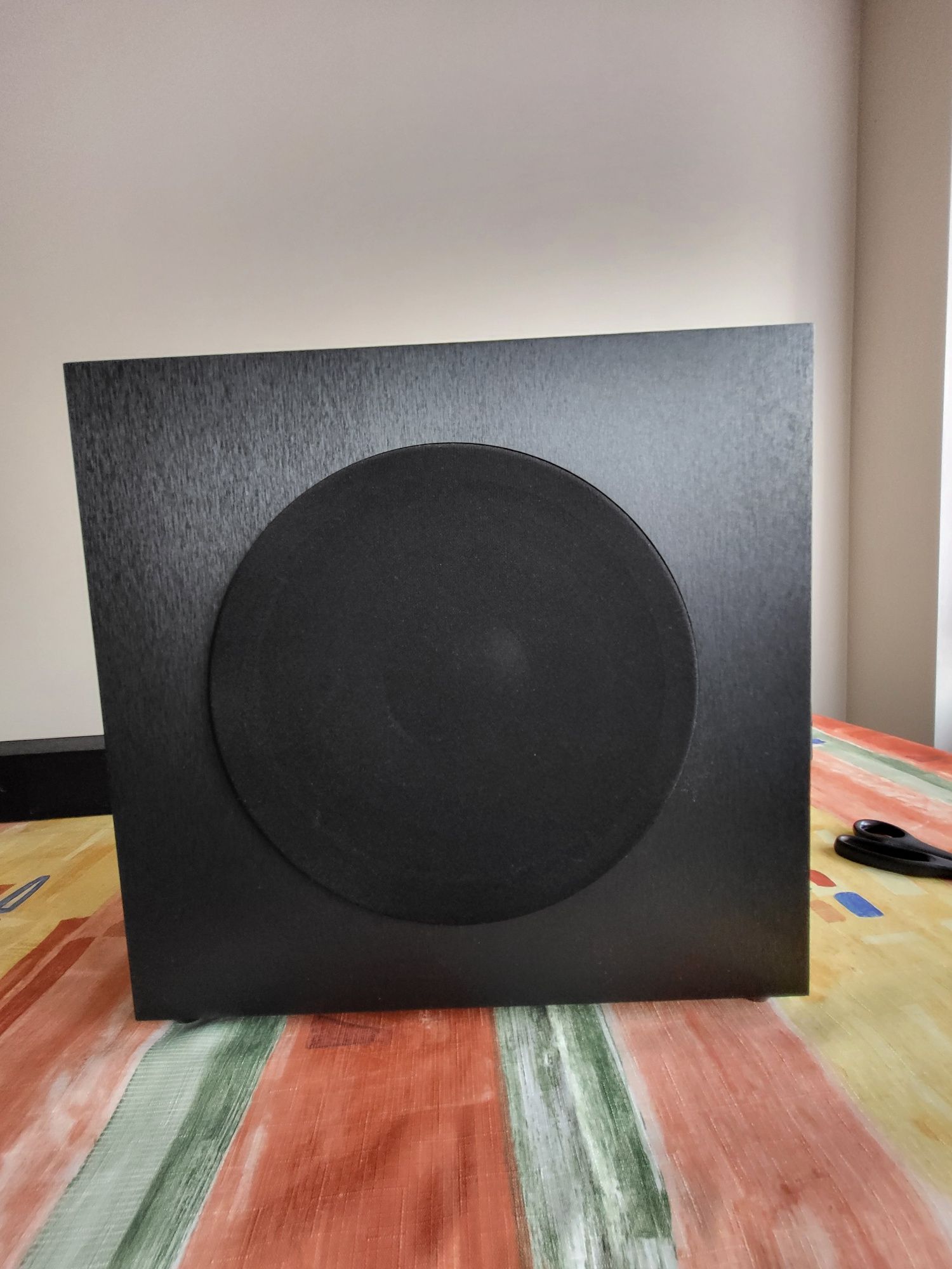 Soundbar i subwoofer