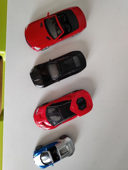 Autka resoraki Maserati, Bugatti, Lamborghini, Mercedes