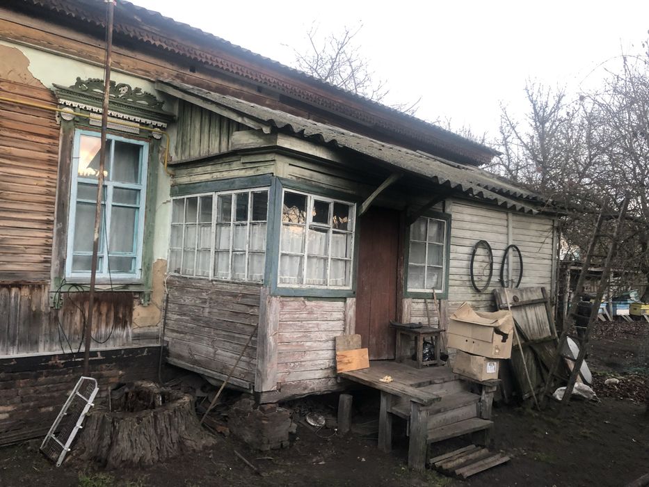 Продам будинок дом в Сосниця центр біля 100м2 річка