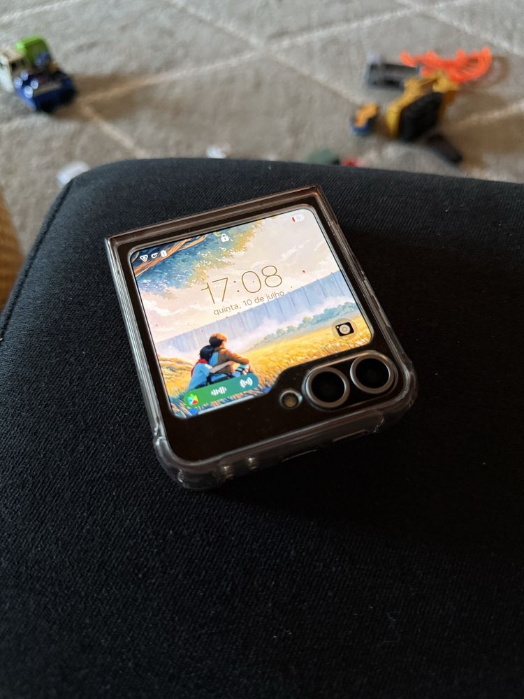 Samsung Z Flip 6 - bateria a 100% e garantia de 2 anos