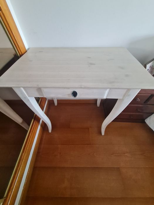 Secretaria IKEA branca