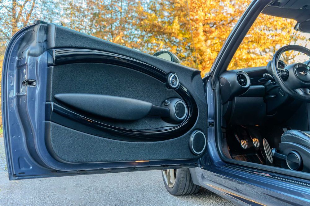 Mini Cooper John Cooper Works 1.6 Turbo – 211cv – N18 – FULL EXTRAS