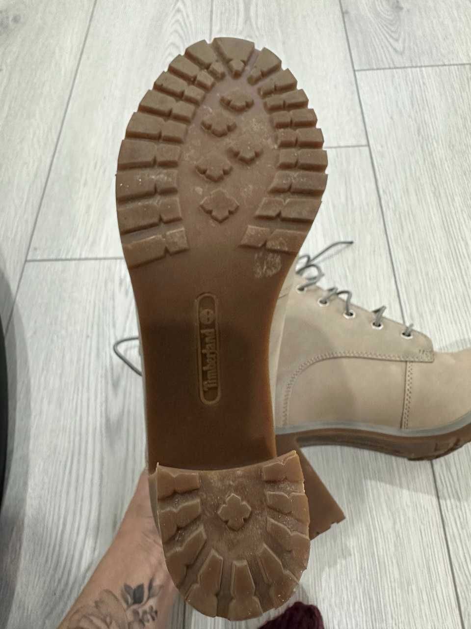 Жіночі черевики Timberland Allington 6 in Light Taupe Nubuck