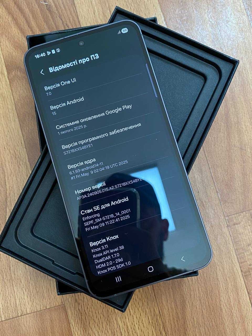 Смартфон Samsung Galaxy S24FE 8/256Gb
